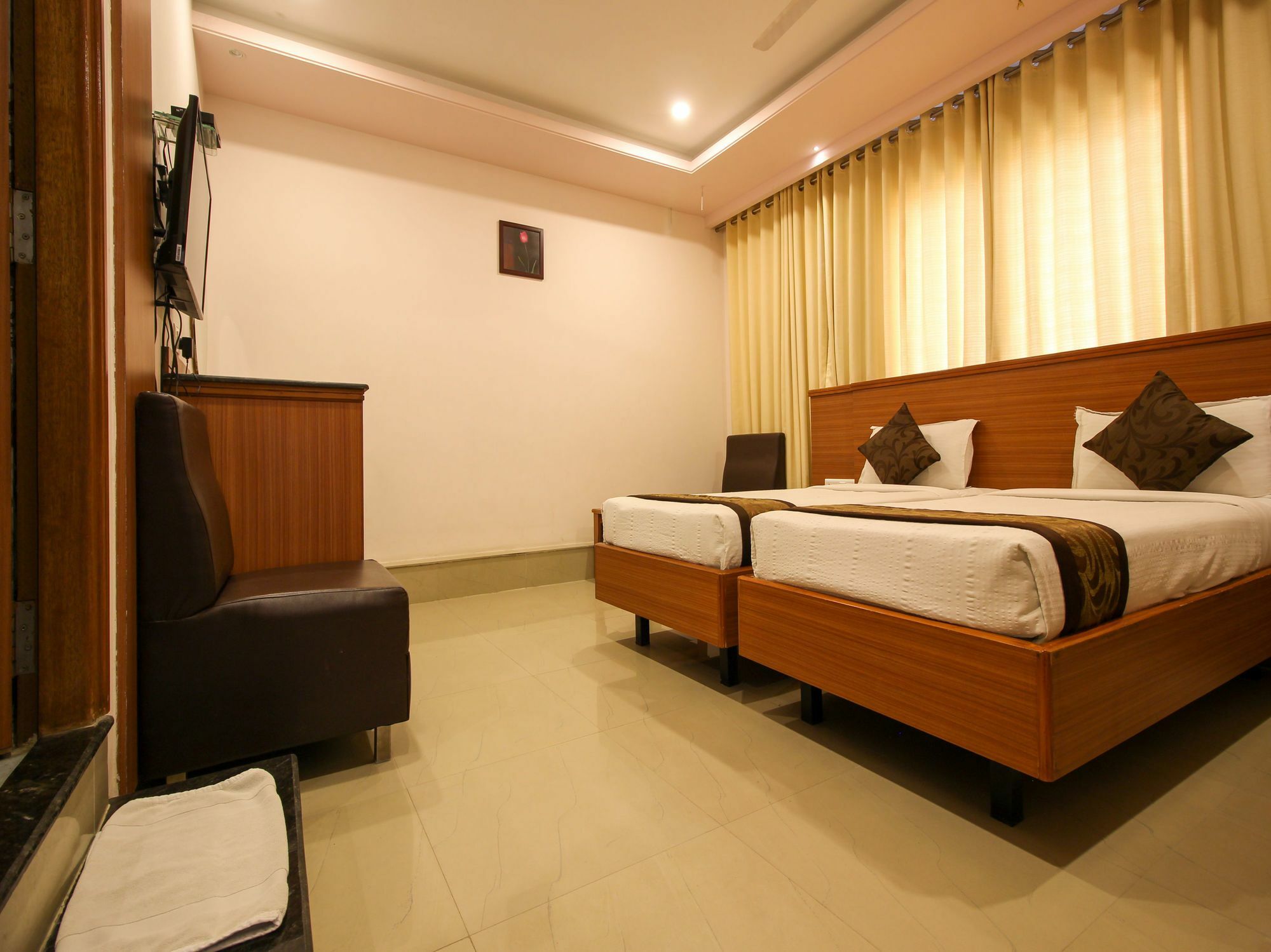 Oyo 6960 Kengeri Hotel Бангалор Екстериор снимка