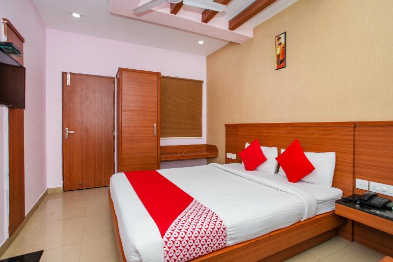 Oyo 6960 Kengeri Hotel Бангалор Екстериор снимка