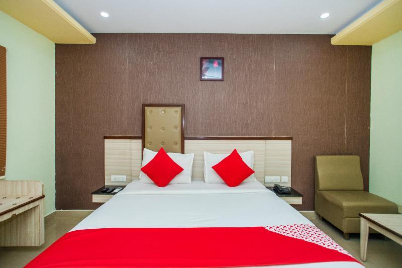 Oyo 6960 Kengeri Hotel Бангалор Екстериор снимка