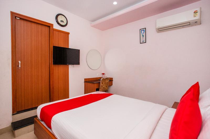 Oyo 6960 Kengeri Hotel Бангалор Екстериор снимка